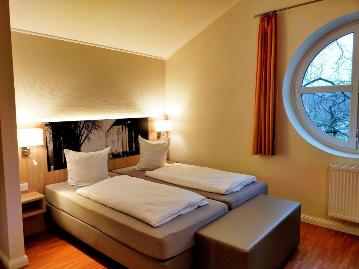 Hotel Xtra Gleis โฮร์สเทล ภายนอก รูปภาพ